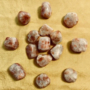 ソウル・ストーン　1枚 Sunstone.jpg